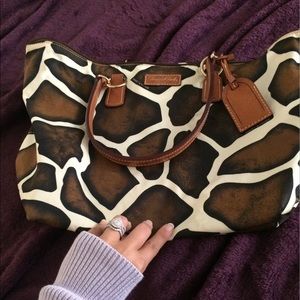 Dooney & Bourke shoulder bag